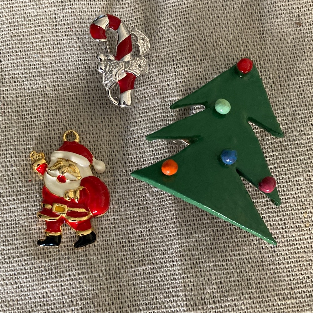 Vintage bundle. Christmas Santa pendant, candy cane and Christmas tree pins